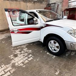 نيسان نافارا